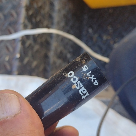 Tasco &WeaverBlack Hunt Scopes - Picture 3 of 3